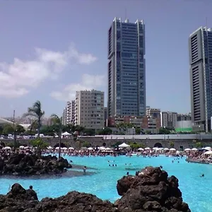 Torre Uno Cruz , Santa Cruz de Tenerife España